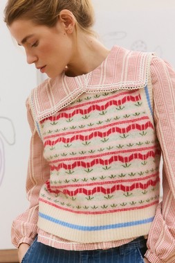 Cream & Red Tulip Knitted Tank Top €78