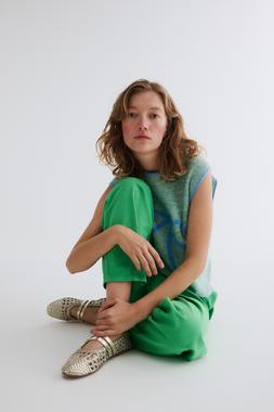 Oliver Bonas Soft Green Bow Tank £55 - Oliver Bonas Green Relaxed Peg Trouser £65 (8)
