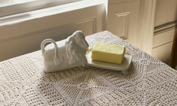 Shrimps x Oliver Bonas Lenny Lion Butter Dish £45 1