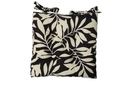 B&M GARDEN SS26 // BOTANICAL // LEAF PRINT SEAT PAD - BLACK // £8 //