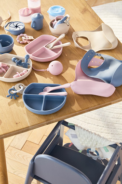 B&M 2026 // BABY EVENT // SILICONE SECTION PLATE £4.50 EACH // COLLAPSIBLE SILICONE SNACK CUP £3 // SILICONE CUTLERY SET £3 EACH //