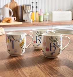 B&M HOME SS26 // KITCHEN // ALPHABET LETTER MUG £3.50 EACH //