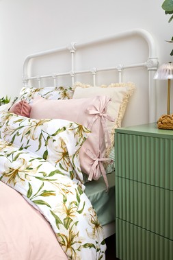 B&M HOME SS26 // SUMMER BEDDING - BOTANICAL // LILY PRINT DUVET SET DOUBLE £15 KING £18 // VELVET BLUSH £8 // FRINGE EDGE CUSHION £8 //