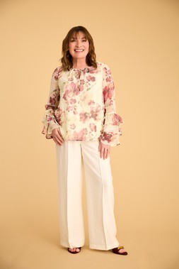 Lorraine Loves Bonmarche SS26
