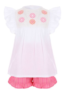 Younger Girls White Crochet & Pink Short Set £12