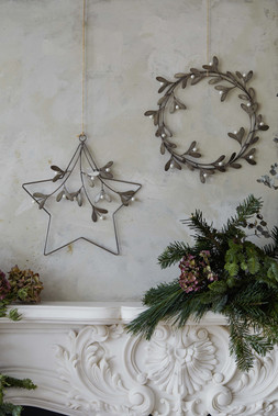 GALVANISED STAR MISTLETOE WREATH £29.99, GALVANISED MISTLETOE WREATH £29.99