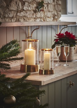 Hampton Hurricane Lantern In Antique Brass H28Cm W18Cm &pound;44.99