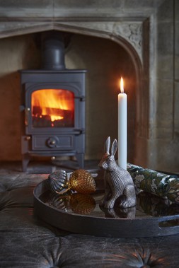 AW25 Ivyline - CAST ALUMINIUM HARE CANDLE HOLDER ANTIQUE BRASS