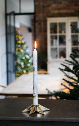 NORDIC STAG ADVENT TAPER CANDLE