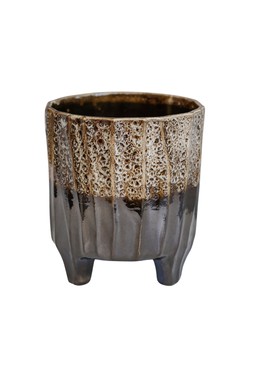 Neve Dark 3 Leg Planter H15cm D14cm &pound;19.99