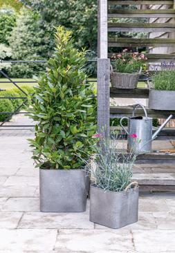 OUTDOOR GALVANISED ROPE HANDLE SQUARE PLANTER SET OF TWO