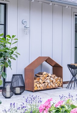 OUTDOOR HOUSE RUST LOG STORAGE