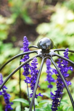 OUTDOOR PLANT SUPPORT ZINC H60CM W36CM