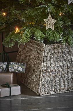 Seagrass Artisanal Handwoven Foldable Square Tree Skirt &pound;44.99 2