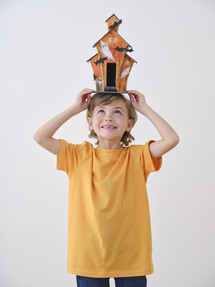 https://www.prshots.de/contents/archives/3746/1580/images/thumb350x287_auto/hobbycraft-kids-halloween-haunted-house-workshop_thumb.jpg