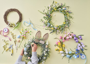 https://www.prshots.de/contents/archives/3746/1580/images/thumb350x287_auto/hobbycraft_2026_easter_wreath-making-3_thumb.jpg