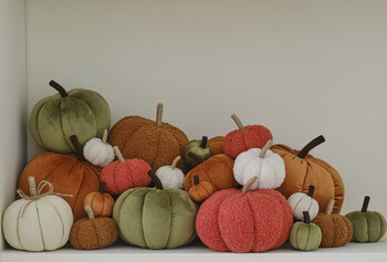 https://www.prshots.de/contents/archives/3746/1580/images/thumb350x287_auto/hobbycraft_hobbycraft-autumn-home-decor-2024-7_thumb.jpg