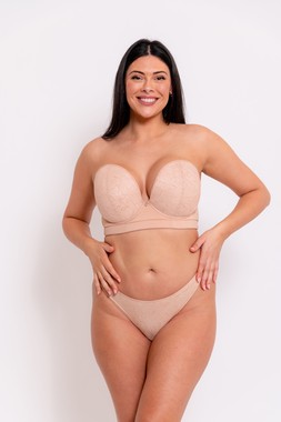 Hey Girls Superplunge Latte Strapless Bra &pound;42, USD 72, EUR 62, CAD 99, Latte Thong &pound;17, USD 37, EUR 31, CAD 46 19