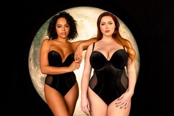PLUNGE STRAPLESS PADDED BODY BLACK (30-38DD-J) &pound;78.00, $156.00, &euro;106.00, CAD$196.00