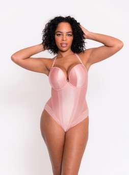 PLUNGE STRAPLESS PADDED BODY POWDERY PINK (30-38DD-J) &pound;78.00, $156.00, &euro;106.00, $196.00 (CAD)