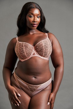 Restraint Dusty Rose Bra £42 €66 CAD $92 AUS $96.95, Brazilian £20 €31 CAD $37 AUS $40.95 3