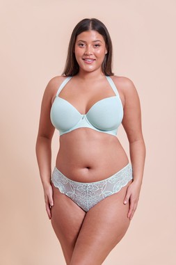 Smoothie Spacer Bra UKP 42, USD 74, CAD 92, EU 62, AUD 96.95, Lovelace Brief Pale Mint UKP 17, USD 35, CAD 40, EU 26, AUD 40 2