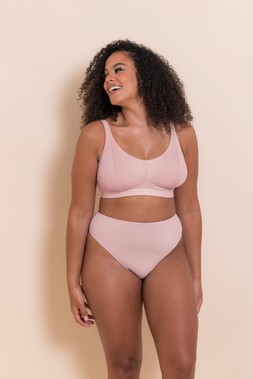 Zen Blush Pink Bralette UKP 24, USD 54, CAD 59, EU 36, AUD 59.95, Brazilian UKP 15, USD 26, CAD 28, EU 23, AUD 30.95 1