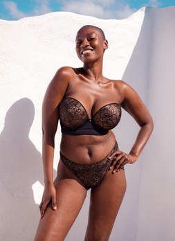 HEY GIRLS SUPER PLUNGE STRAPLESS BRA £42.00 $72.00 CAD$89.00 €62.00 AUS$98.95
