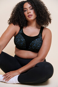 https://www.prshots.de/contents/archives/3795/1587/images/thumb350x287_auto/curvy-kate_everymove_blueprint_bra-4_thumb.jpg
