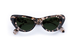 Kelly Walnut Tortoise Lenses Green £85