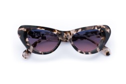 Kelly Walnut Tortoise Lenses Twilight Fade £85