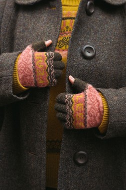 FEARLESS FINGERLESS GLOVE £42