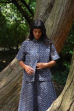 Easy-fit Organic Cotton Summer Shirt in Midnight & Putty