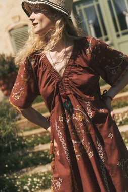 Greta Short Sleeve Embroidered Midi Dress Brown
