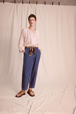 Novi Carrot Leg Jeans Blue