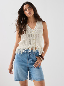 Only Alix Sleeveless Fringe Knit Waistcoat - Ecru €42 at Very.ie