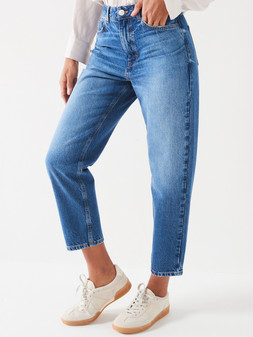 The Very Collection High Waist Mom Jeans - Midi Wash €40 at Very.ie