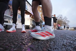 Very x Adidas The Long Run 17