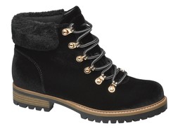 Black velvet mountain boots