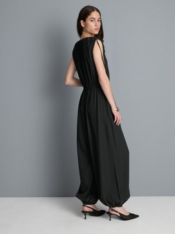 PRIMARK BALLOON LEG JUMPSUIT, £18, €20, $28, RON100, PLN90, CZK520