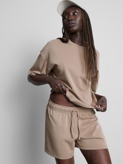 PRIMARK MAJOR FIND MODAL SHORT, £5, €6, $8.50, RON30, PLN26, CZK155