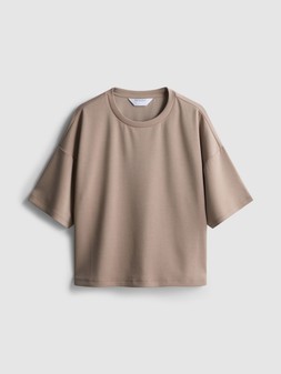 PRIMARK MAJOR FIND MODAL TOP, £5, €6, $8.50, RON30, PLN26, CZK155 (2)