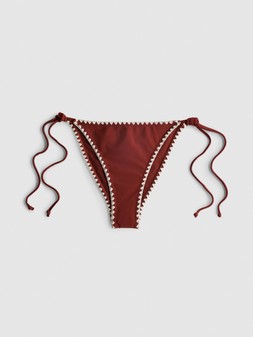 PRIMARK PRESENTS PAU ECHE BLANKET STITCH BIKINI PAN £4, €5, RON25, PLN22, CZK130, HUF1900