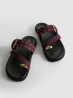 PRIMARK PRESENTS PAU ECHE PE STUD TOE LOOP FOOTBED, £14, €16, $20, RON80, PLN70, CZK415, HUF6000