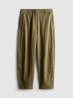 PRIMARK PRESENTS PAU ECHE PE TENCEL MIX BARREL LEG, £18, €20, $27, RON100, PLN90, CZK520, HUF7500