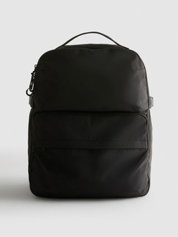 PRIMARK TRAVEL BACKPACK BLACK £18 €20 NE€22 $28 RON100 HUF7500 PLN90 CZK520
