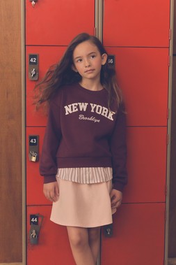 20260519 ExtCampaign BackToSchool D5 Skirt PI Shot004 081 300DPI CMYK
