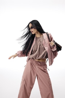 RI Pink Joggerscargo £32 2