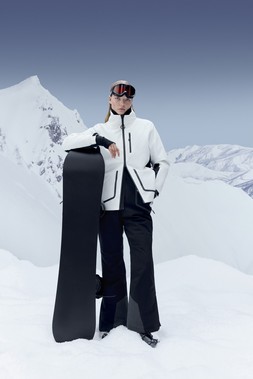 Goodmove Ski Coat £100, Jumper £46 & Salopette £90 (2)