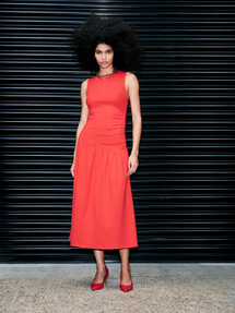 https://www.prshots.de/contents/archives/98/201/images/thumb350x287_auto/marks-spencer_ms-dress-to-thrill-look-46_thumb.jpg